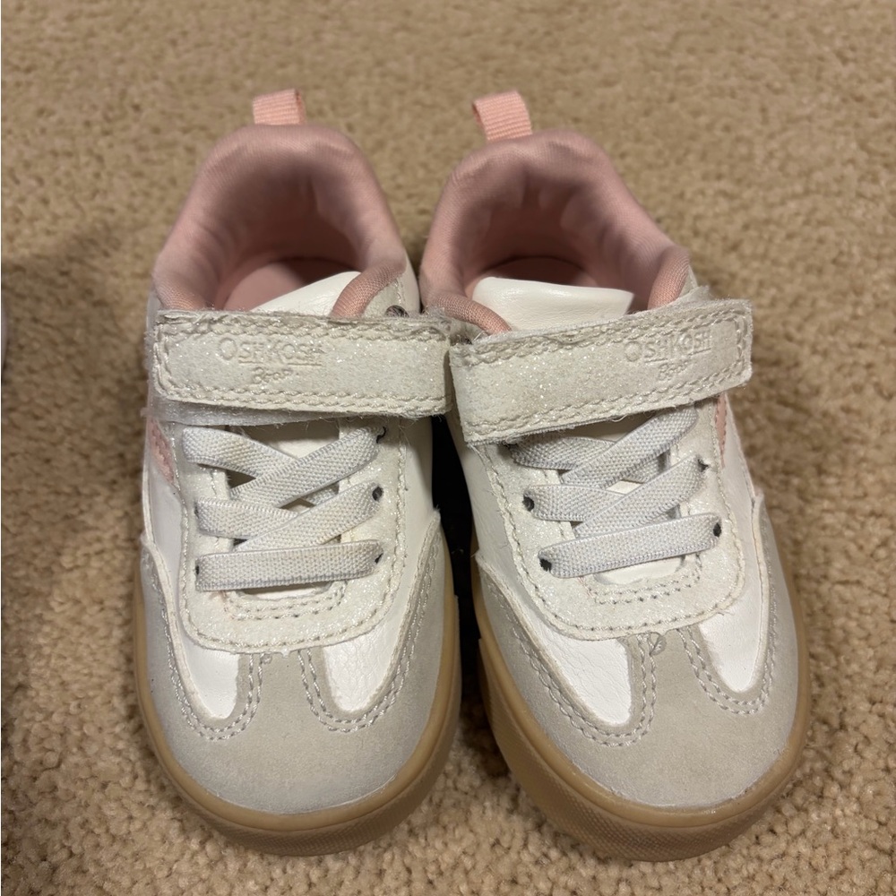 Toddler Shoes - Picture 4 of 10